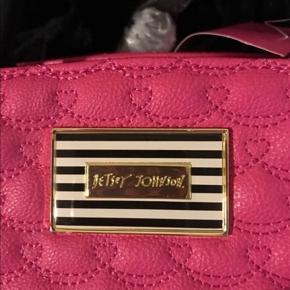 Fuschia Pink & Black Betsey Johnson Bowler 👝